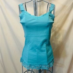 Y2K CAMISOLE TANK TOP | LACE TRIM AND LACE SHOULDER STRAPS |